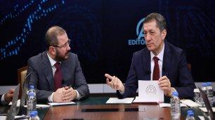 BAKAN SELÇUK, AA EDİTÖR MASASI´NDA EĞİTİM GÜNDEMİNİ DEĞERLENDİRDİ