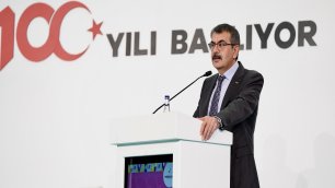 BAKAN TEKİN, 6. ULUSLARARASI TURİZM VE SEYAHAT FUARINDA DÜZENLENEN PROGRAMA KATILDI