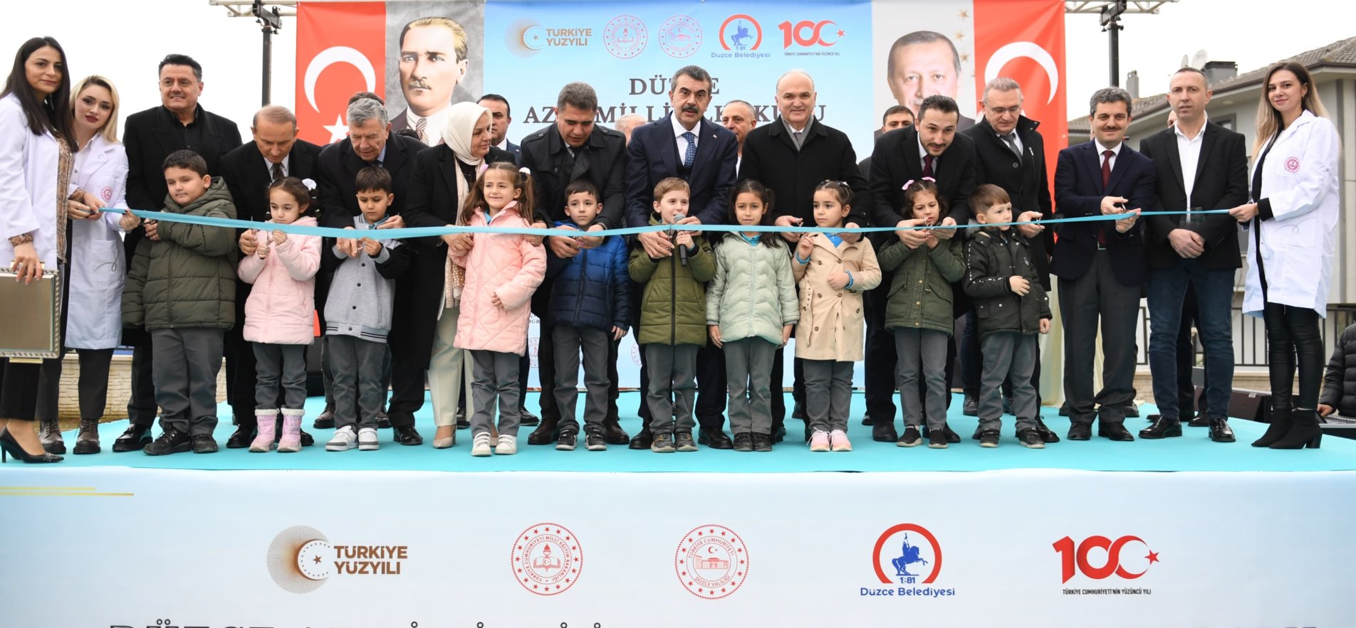 BAKAN YUSUF TEKİN, DÜZCE'DE İLKOKUL AÇILIŞINA KATILDI